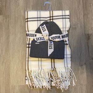 Steve Madden White Plaid Scarf and Grey Winter Hat